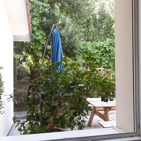Chalet Cosy et Paisible côté Paris Hébergement de vacances